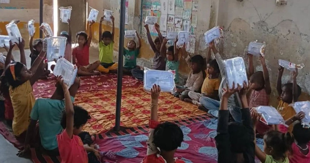 What Makes Sakshi's Day Care Centres Perfect for the Children of Working Mothers?